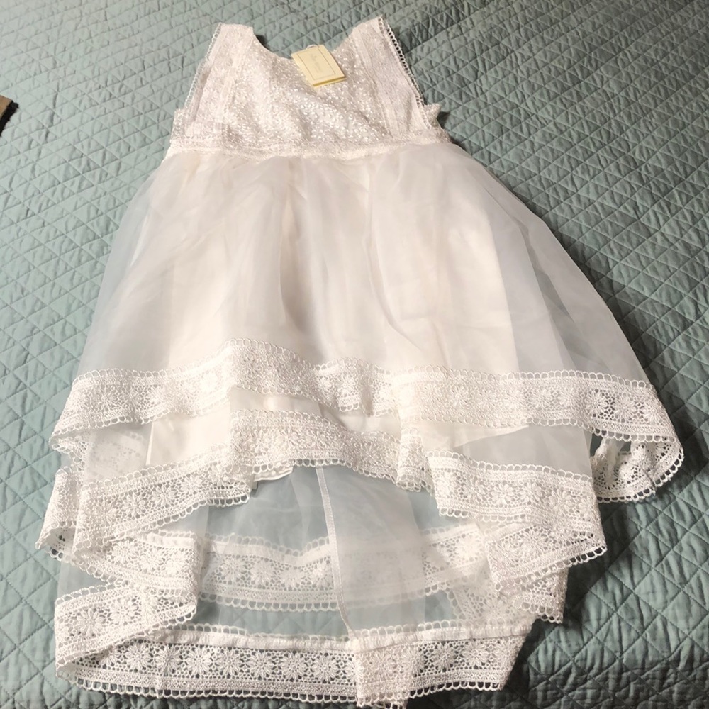 Girl’s dress